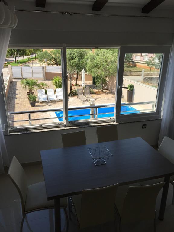 Apartments Nika & Karla บาร์บินเย ภายนอก รูปภาพ