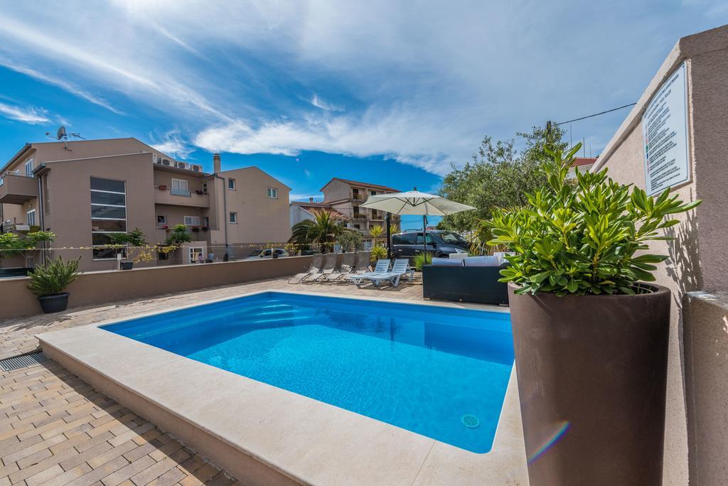 Apartments Nika & Karla บาร์บินเย ภายนอก รูปภาพ
