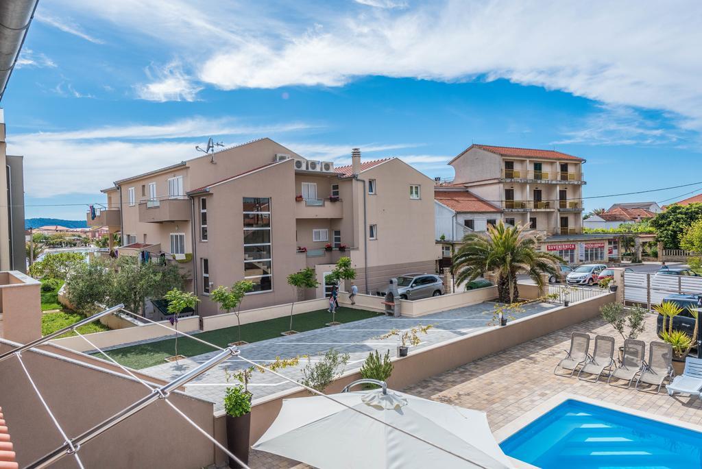 Apartments Nika & Karla บาร์บินเย ภายนอก รูปภาพ