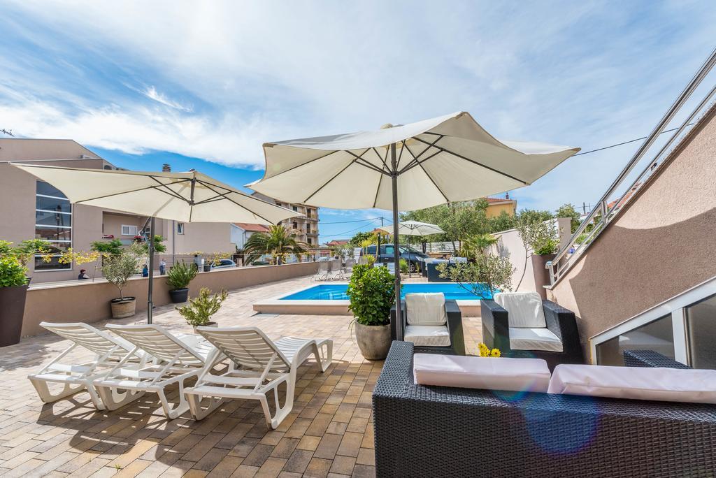 Apartments Nika & Karla บาร์บินเย ภายนอก รูปภาพ
